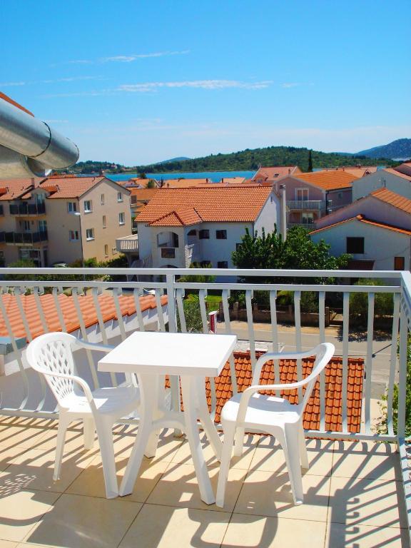 Apartments Nikolas Vodice Kamer foto