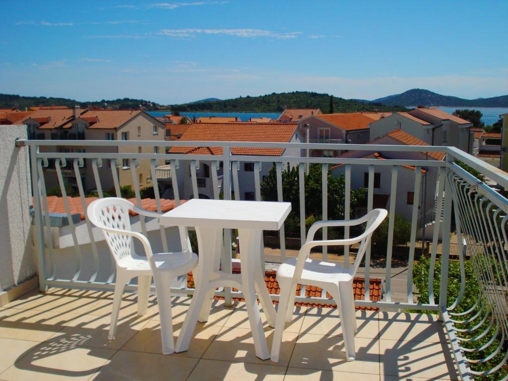 Apartments Nikolas Vodice Kamer foto