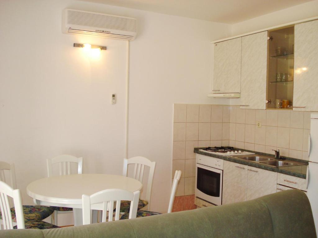 Apartments Nikolas Vodice Kamer foto